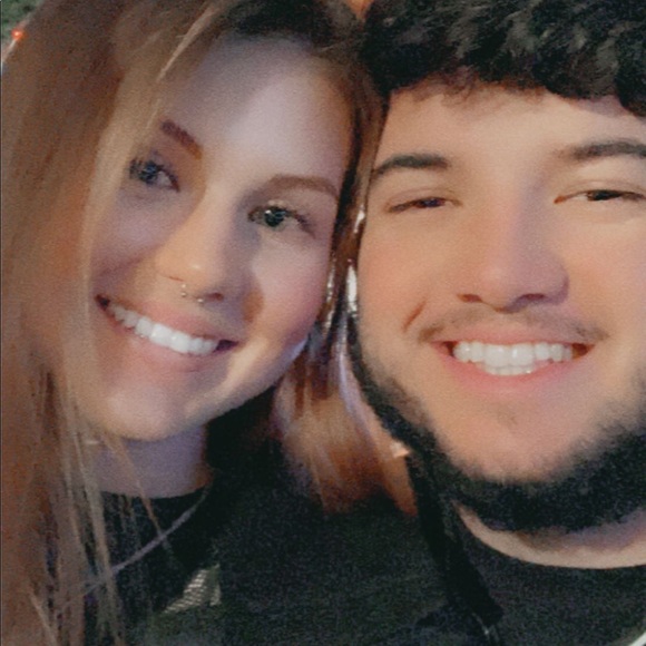 Meet your Posher, Chris - Picture 1 of 1